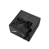 “ I Love U” gift box.